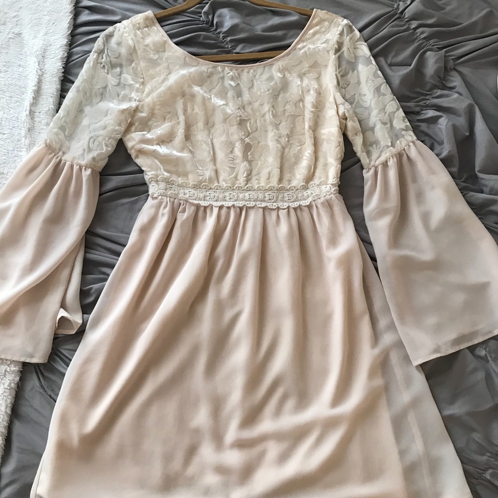 Festival Style Chiffon Dress with Bell Sleeves